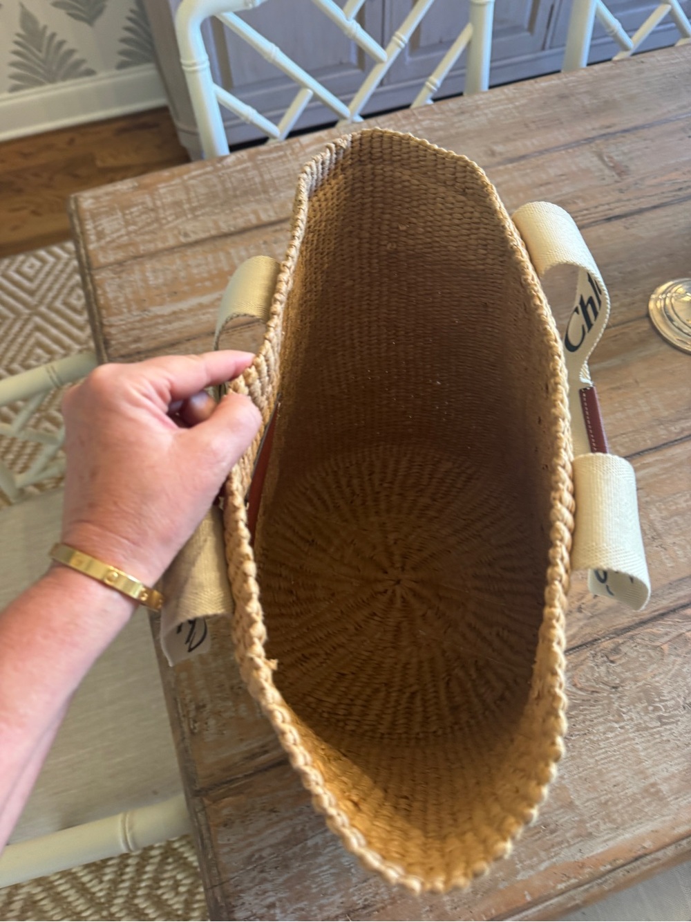 New never used Chloe woody straw bucket bag. - Picture 4 of 6